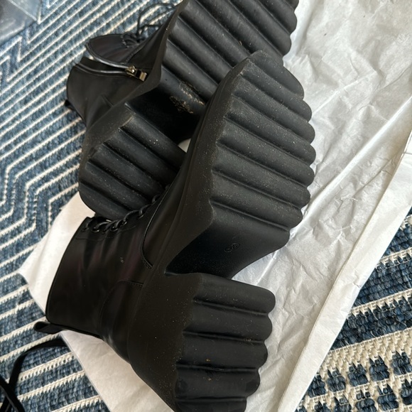 Combat side zip chunky boot size 38 - Picture 4 of 4